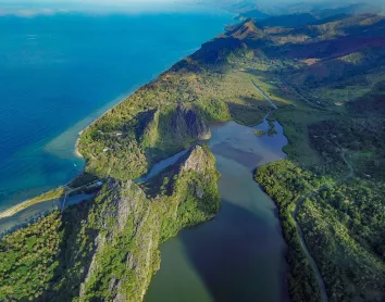 Lindéralique Hienghène Hienghène Nord Nouvelle-Calédonie Paysage Montagne